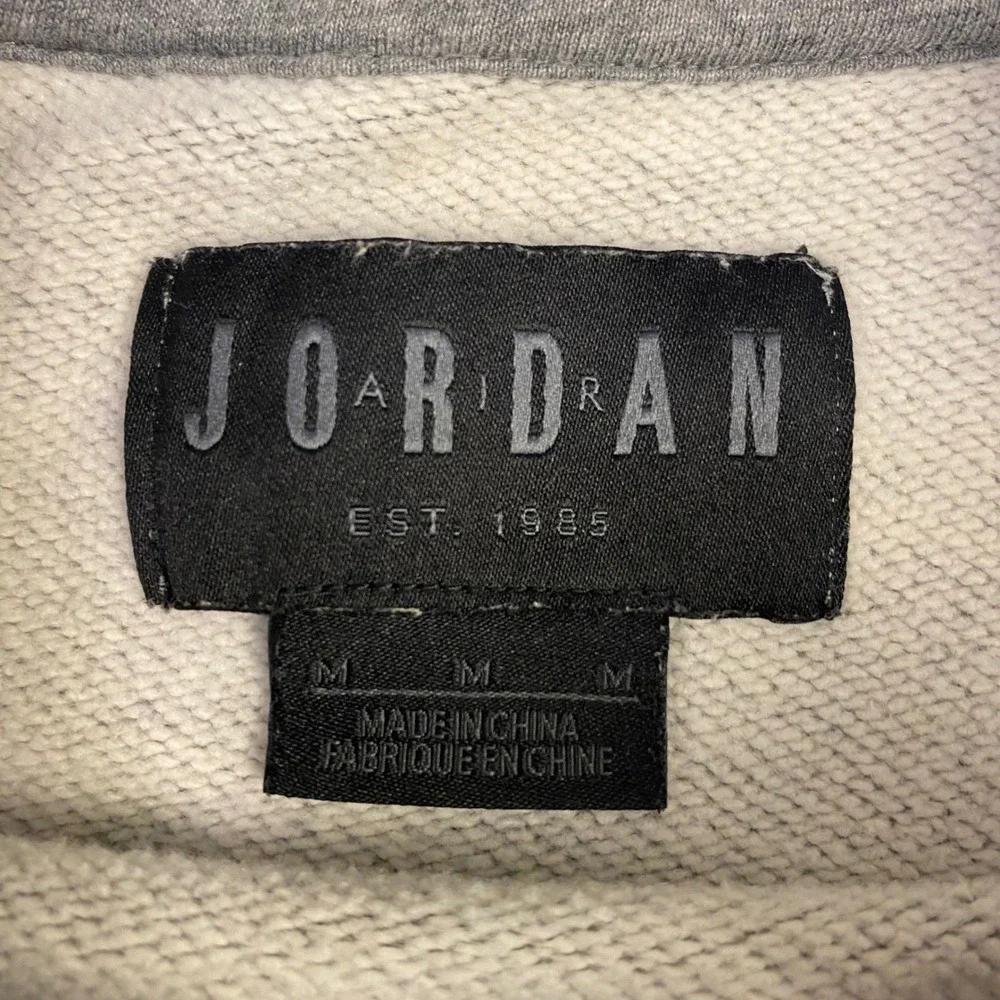 Jordan Sweatshirt Crewneck Gray Signature Logo Mens‎ Medium